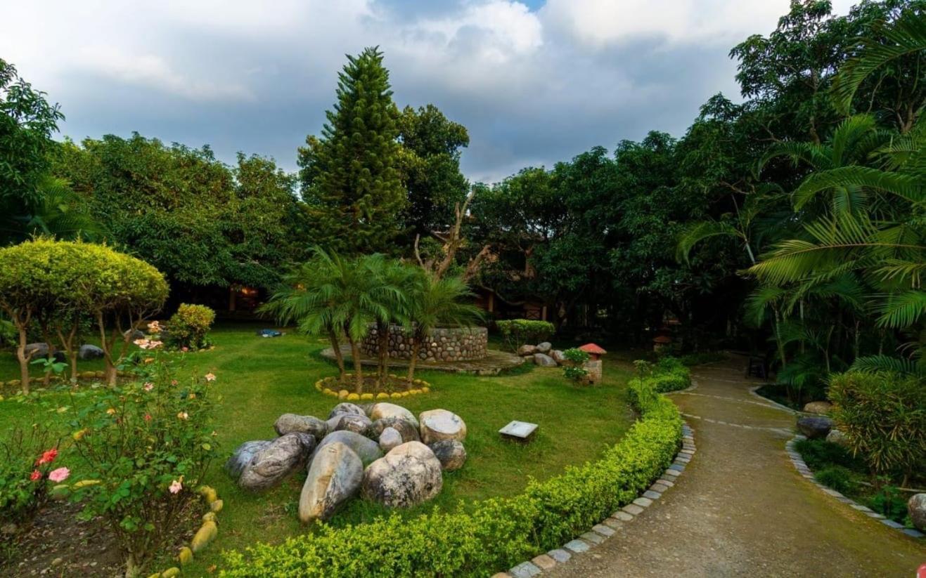 Corbett Wild Resorts & Spa Garjia Экстерьер фото